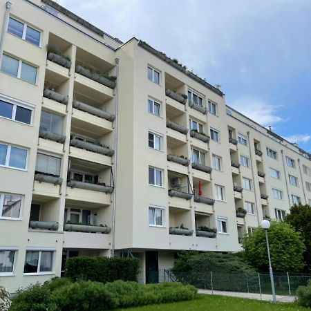 Schone Wohnung Mit Dachterrasse Viyana Dış mekan fotoğraf